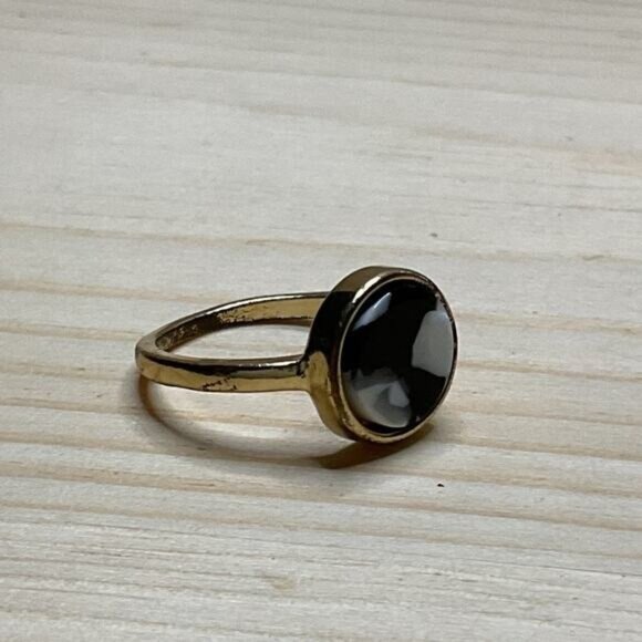 Black White Gold-Tone Ring Adjustable Band Timeless Style - Picture 2 of 4